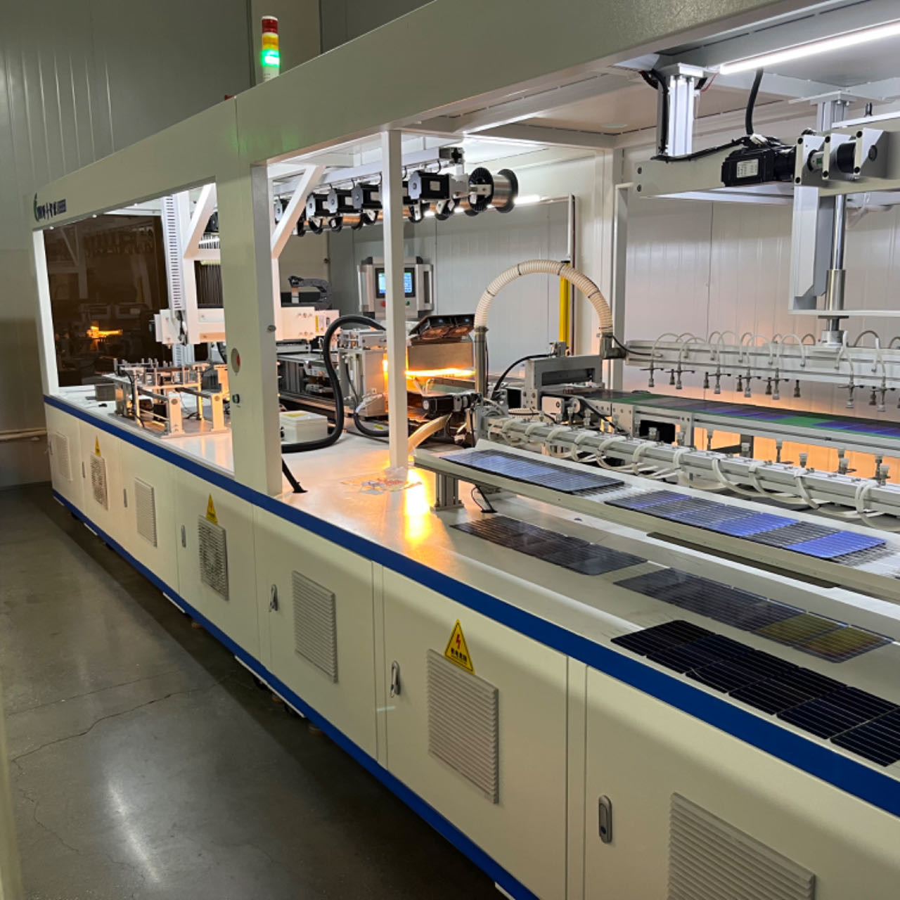 Ningbo Linksun Energy Science &amp; Technology Co., LTD fabrika üretim hattı