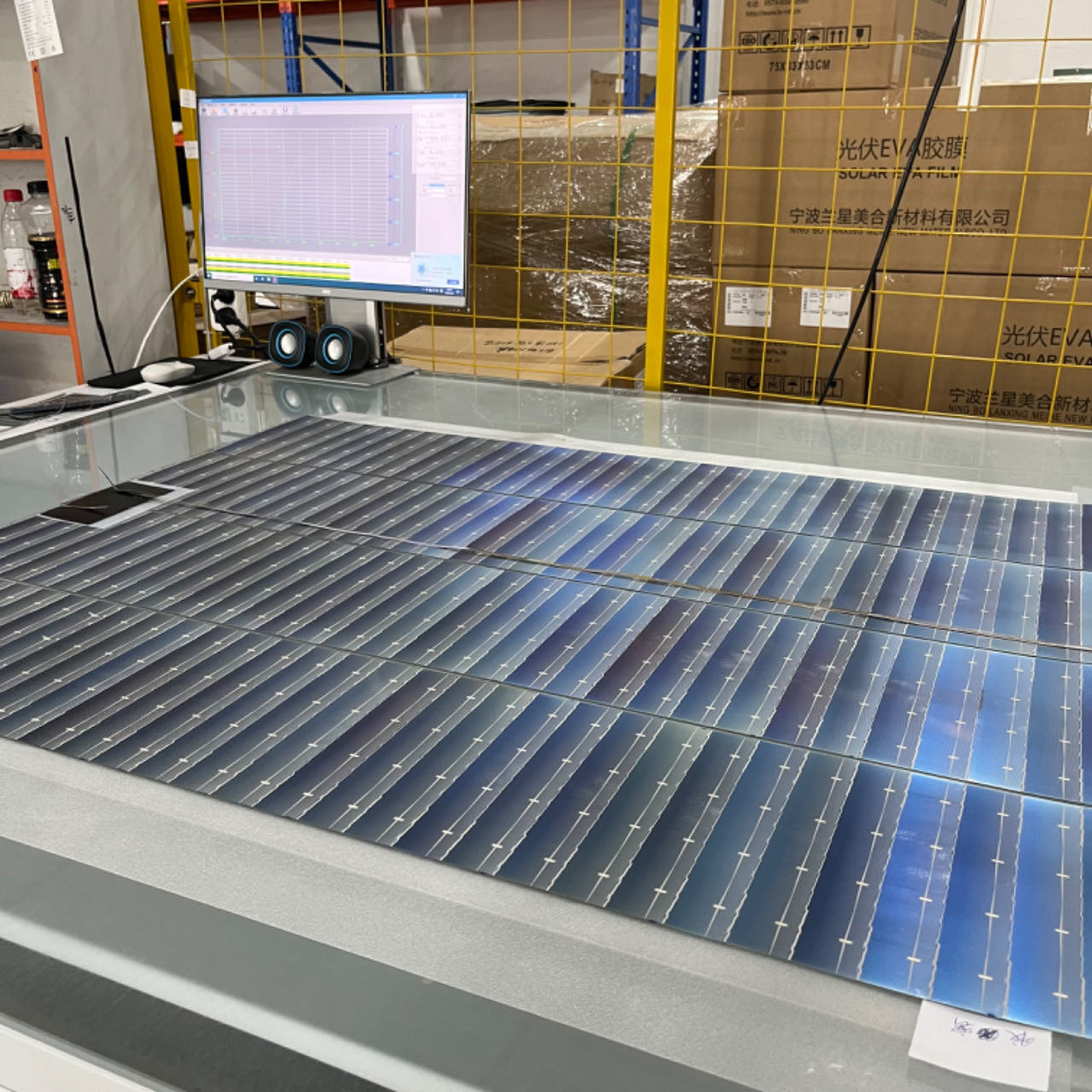 Ningbo Linksun Energy Science &amp; Technology Co., LTD fabrika üretim hattı